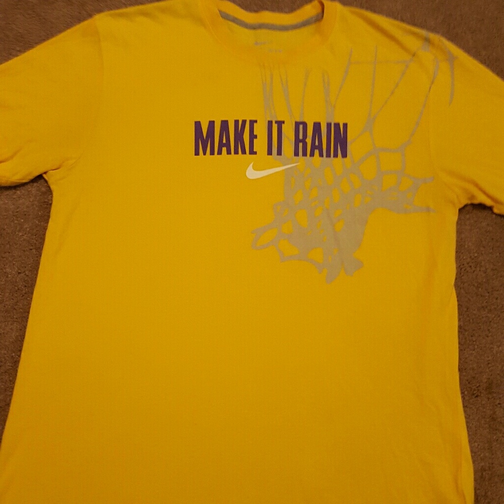 Men's Nike t-shirt